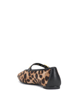 Vinica Mary Jane Flat